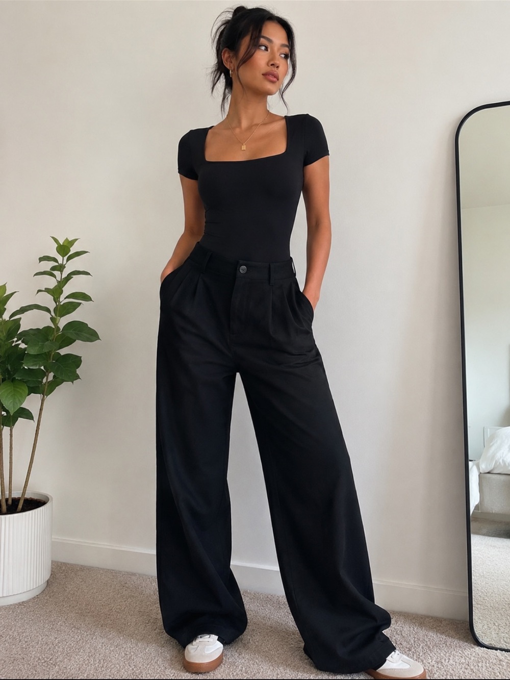 OQQ Black Square Neck Short Sleeve Seamless Bodysuit Size M